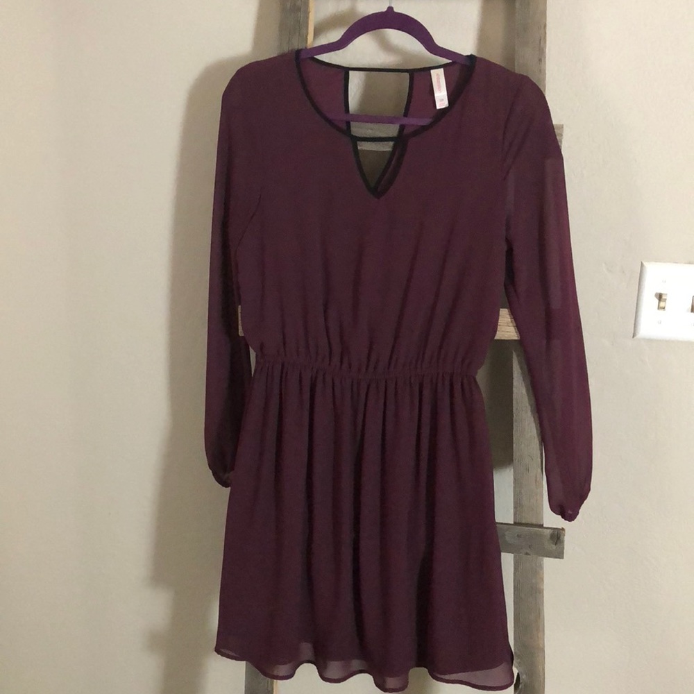 Maroon long sleeve dress